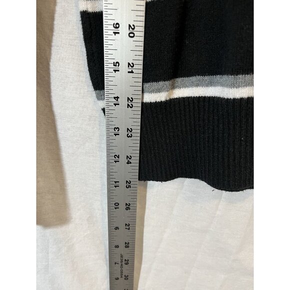 Merona Women’s XL Black & Gray Striped Knit Sweater - Picture 5 of 7